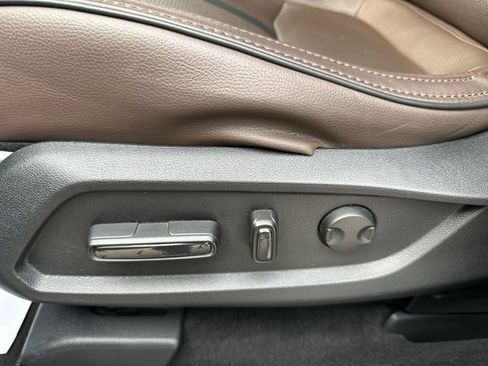 Used 2023 Honda Pilot Elite image 16