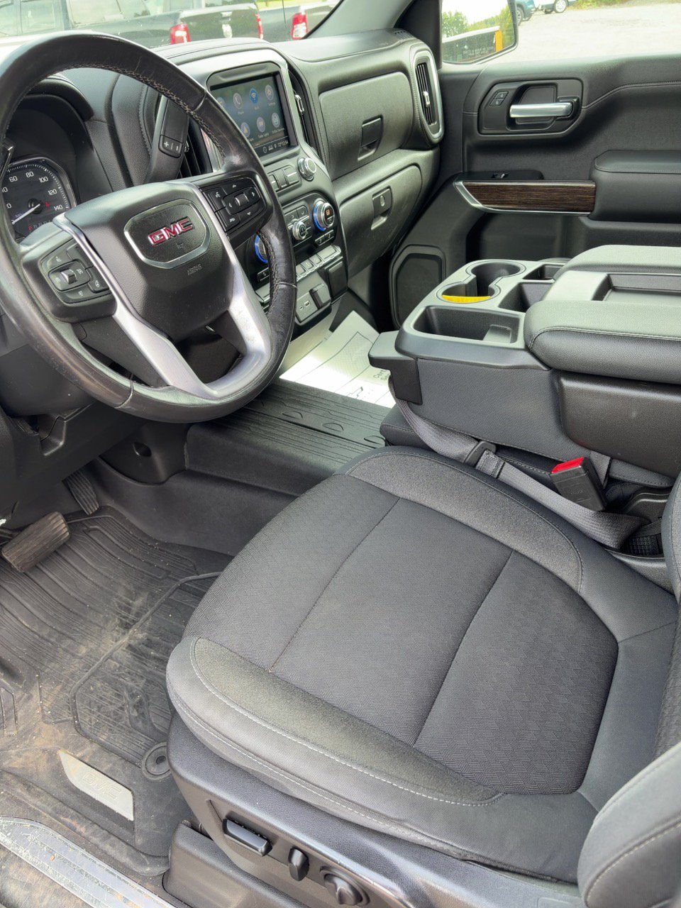 Used 2019 GMC Sierra 1500 SLE w/ SLE Value Package AWD/4WD image 7