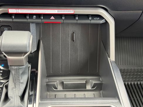 Used 2025 Toyota Tundra SR5 w/ SR5 Premium Package image 20