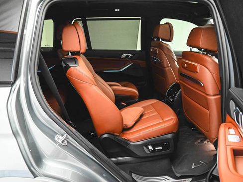 Used 2023 BMW X7 xDrive40i w/ Executive Package AWD/4WD image 41