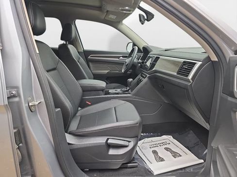 Used 2023 Volkswagen Atlas SE w/ Panoramic Sunroof Package FWD image 37