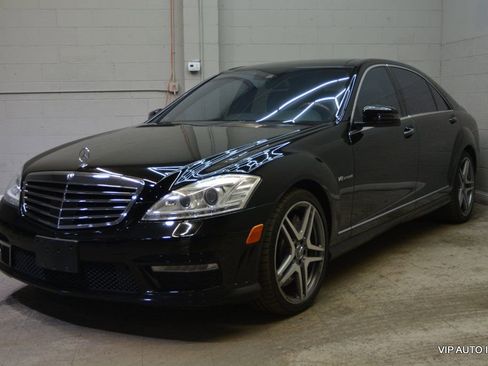 Used 2011 Mercedes-Benz S 63 AMG image 2