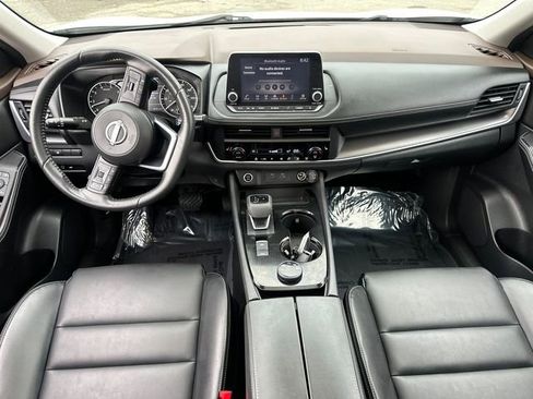 Used 2023 Nissan Rogue SV w/ SV Premium B Package image 19