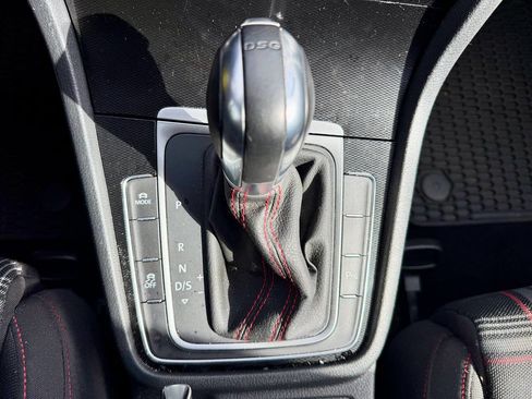 Used 2015 Volkswagen GTI S FWD image 23