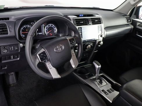 Used 2022 Toyota 4Runner TRD Sport image 6