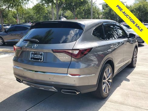 Certified 2025 Acura MDX FWD w/ Technology Package image 7