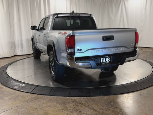 Used 2018 Toyota Tacoma TRD Off-Road image 7