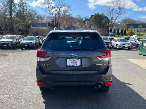 Certified 2023 Subaru Forester Premium image 3