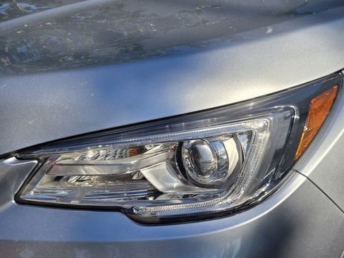 Used 2021 Subaru Ascent Touring AWD/4WD image 6