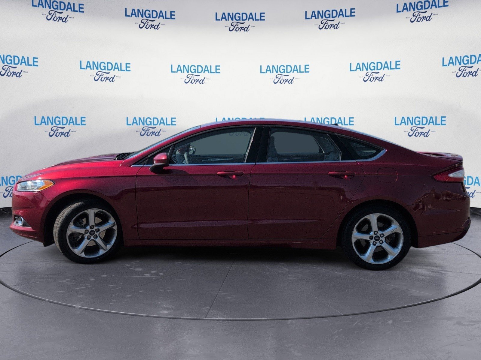 Used 2016 Ford Fusion S w/ Equipment Group 101A FWD image 10