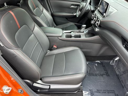 Certified 2025 Nissan Sentra SR w/ SR Premium Package FWD image 11