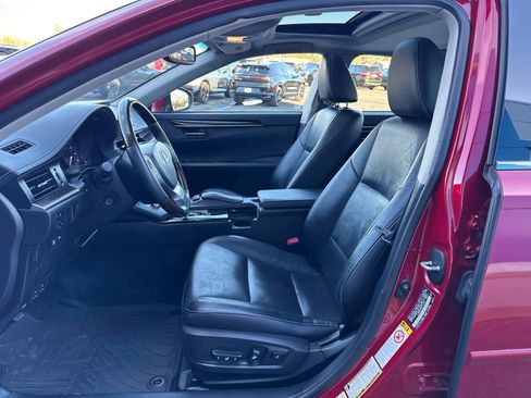 Used 2014 Lexus ES 350 w/ Luxury Package image 16