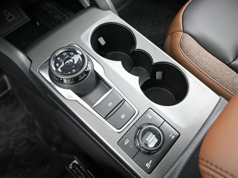 New 2025 Ford Bronco Sport Outer Banks w/ Sasquatch Outer Banks Package AWD/4WD image 12