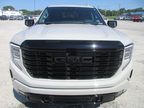New 2026 GMC Sierra 1500 Denali w/ Denali Reserve Package AWD/4WD image 13