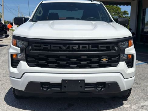 Used 2022 Chevrolet Silverado 1500 Custom AWD/4WD image 7
