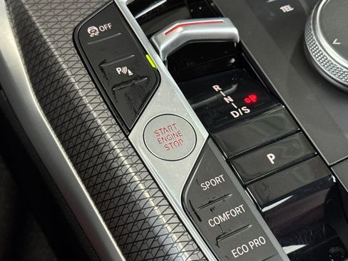 Used 2024 BMW M440i Coupe w/ Premium Package image 22