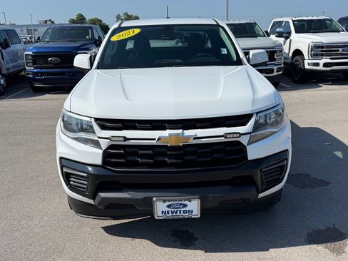 Used 2021 Chevrolet Colorado LT w/ Fleet Safety Package RWD image 33