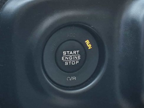 Used 2022 Jeep Gladiator Rubicon AWD/4WD image 24