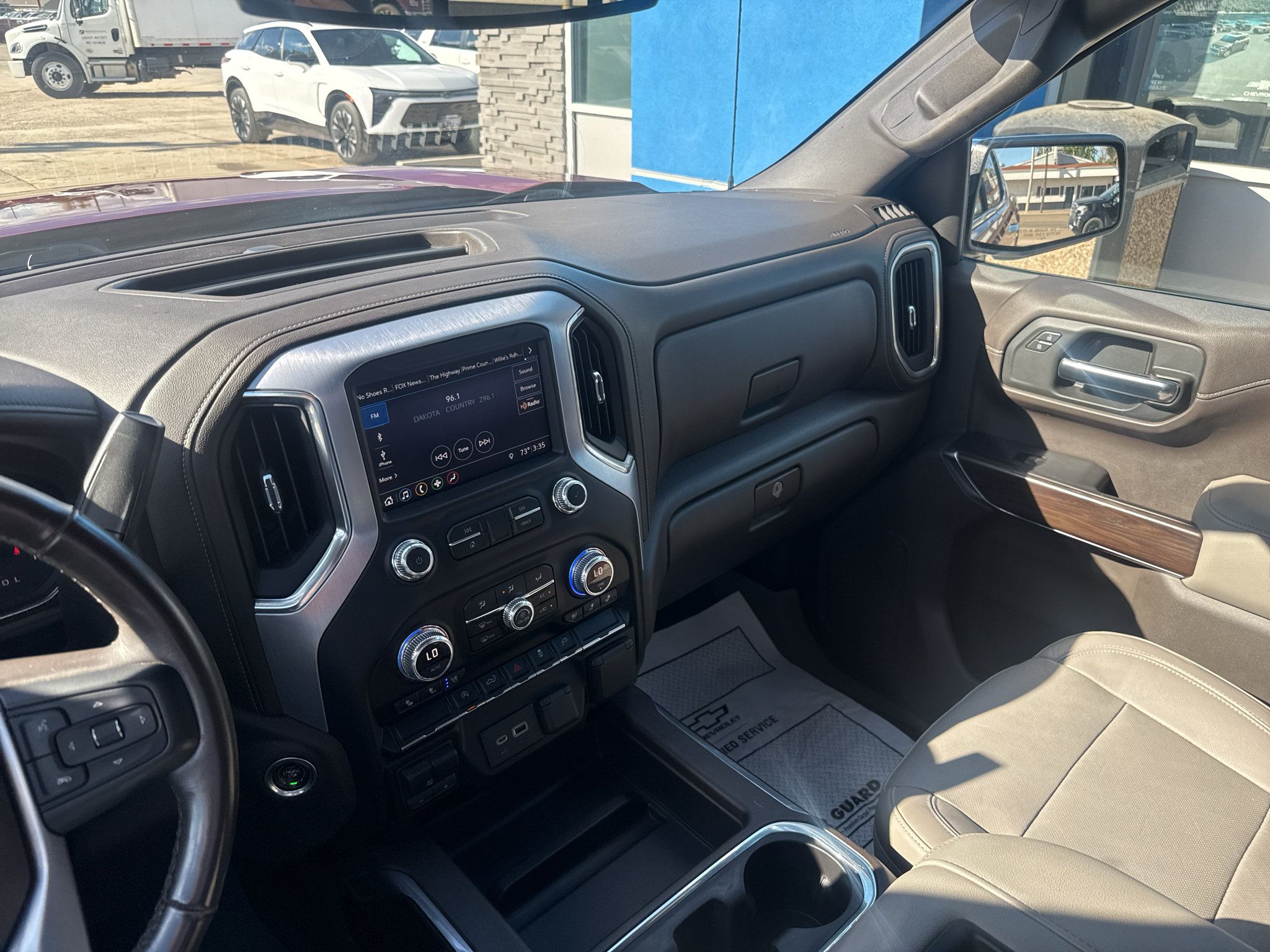 Used 2019 GMC Sierra 1500 SLT w/ SLT Convenience Package AWD/4WD image 18
