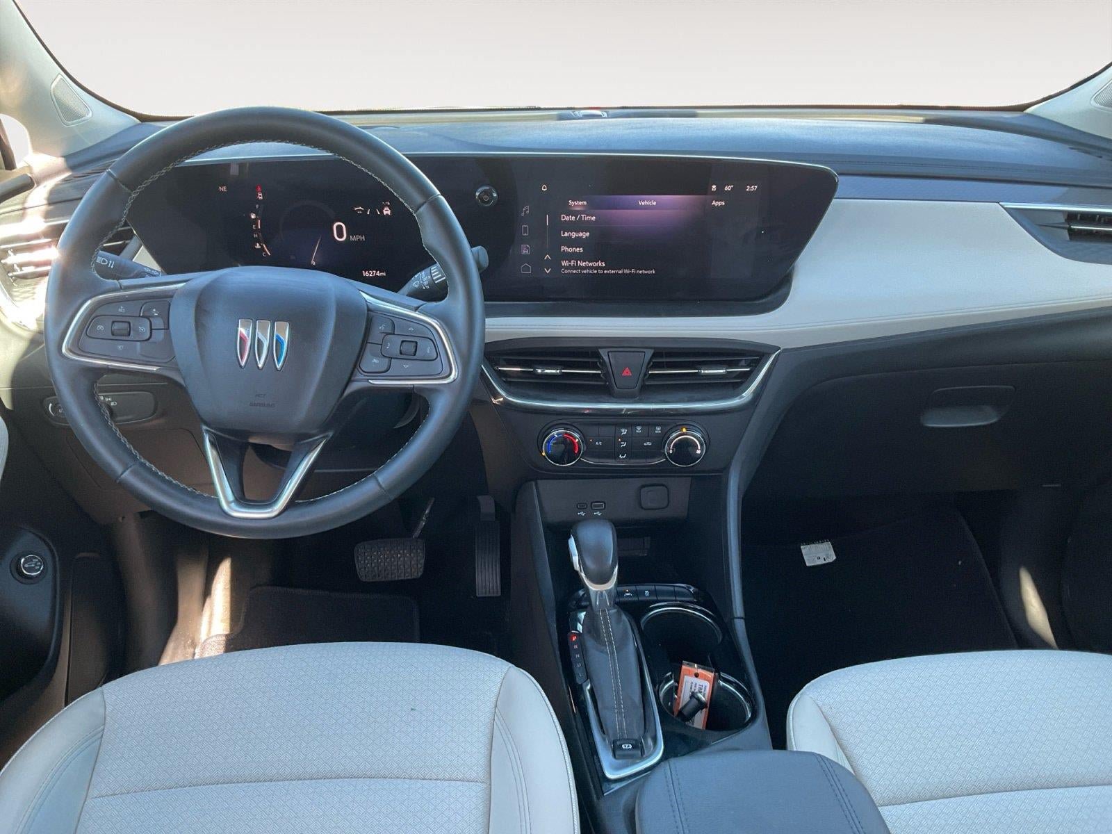 Certified 2024 Buick Encore GX Preferred AWD/4WD image 10