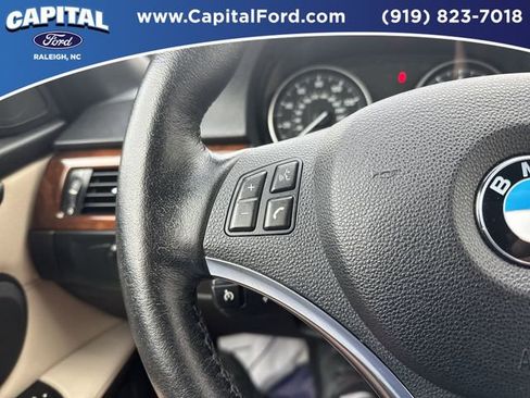 Used 2013 BMW 328i Convertible image 20