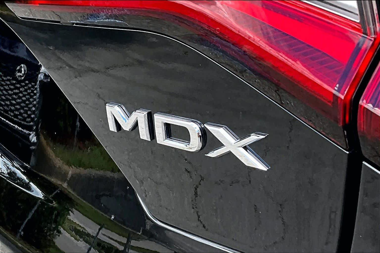 Used 2023 Acura MDX w/ Technology Package AWD/4WD image 10