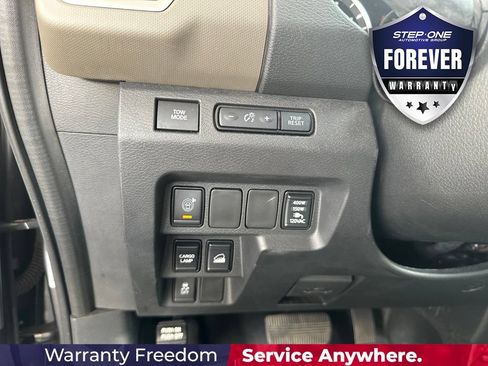 Used 2022 Nissan Frontier SV AWD/4WD image 18