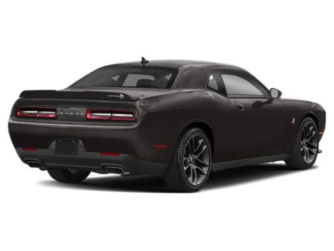 Used 2022 Dodge Challenger R/T Scat Pack RWD image 2