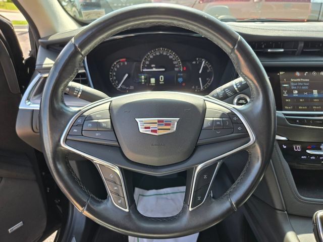 Used 2018 Cadillac XT5 Luxury w/ Driver Awareness Package FWD image 30
