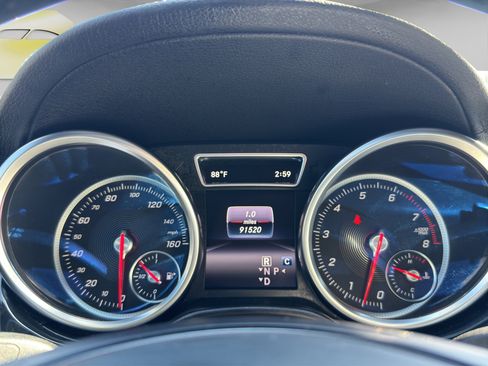 Used 2018 Mercedes-Benz GLS 450 4MATIC image 11