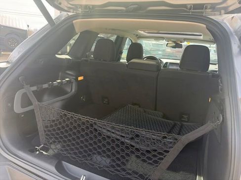 Used 2015 Jeep Cherokee Latitude w/ Comfort/Convenience Group image 33