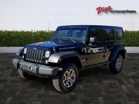 Used 2017 Jeep Wrangler Unlimited Rubicon w/ Connectivity Group image 2