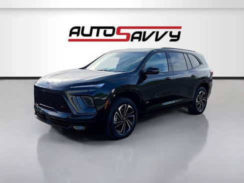 Used 2026 Buick Enclave Sport Touring w/ Power Package AWD/4WD image 3