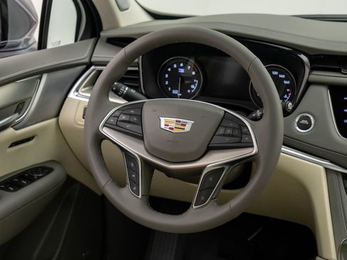 New 2026 Cadillac XT5 Premium Luxury w/ Driver Assist Package AWD/4WD image 10
