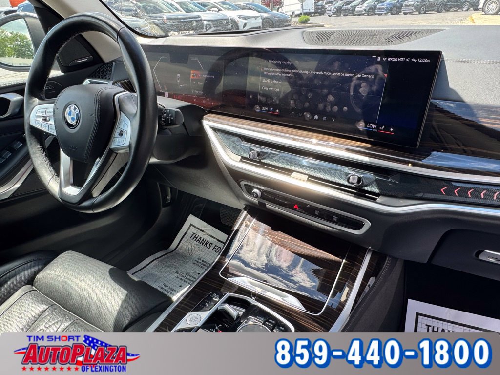Used 2025 BMW X7 xDrive40i AWD/4WD image 61