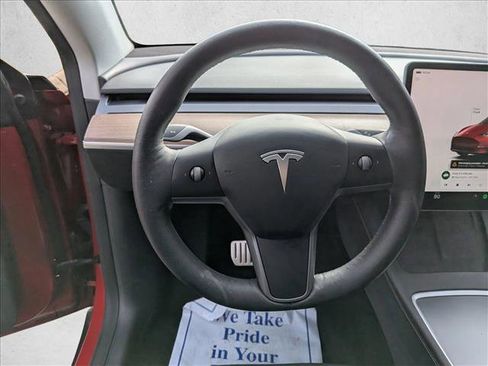Used 2022 Tesla Model Y Performance image 12