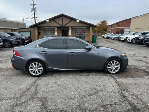 Used 2014 Lexus IS 250 image 2