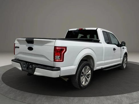 Used 2017 Ford F150 XL w/ Equipment Group 101A Mid RWD image 4