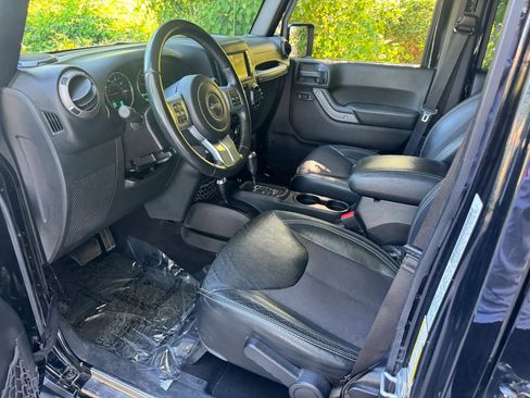 Used 2016 Jeep Wrangler Unlimited Sport AWD/4WD image 10