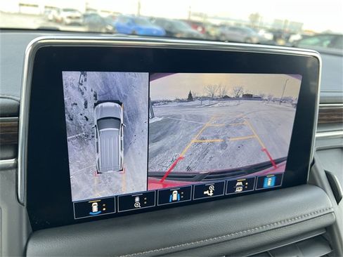 Used 2021 Chevrolet Suburban High Country image 23