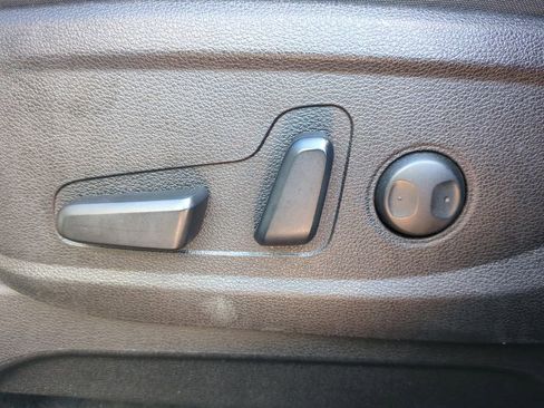 Used 2025 Kia Telluride S FWD image 16