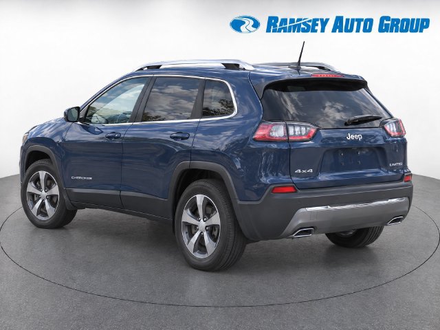 Used 2019 Jeep Cherokee Limited AWD/4WD image 3