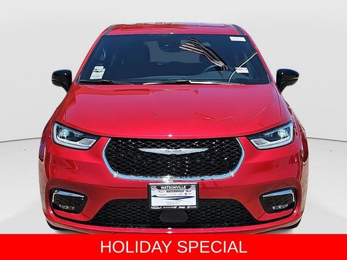 New 2025 Chrysler Pacifica Select image 8