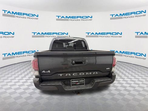 Used 2022 Toyota Tacoma Limited AWD/4WD image 4