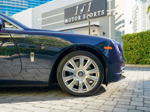 Used 2016 Rolls-Royce Dawn image 33