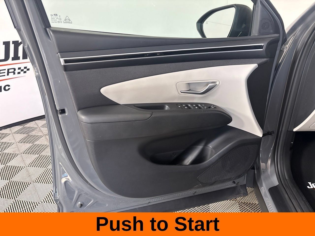 Used 2024 Hyundai Tucson SEL w/ Convenience Package FWD image 10