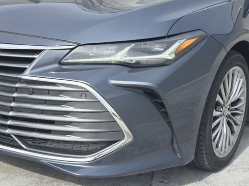 Used 2022 Toyota Avalon Limited w/ Advanced Safety Package image 11