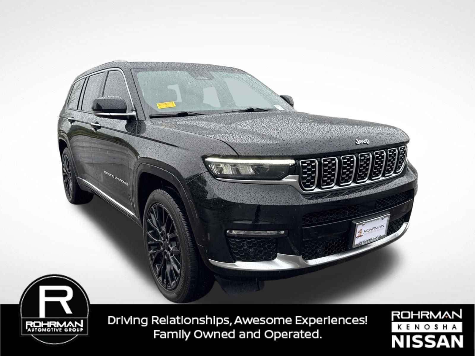 Used 2021 Jeep Grand Cherokee L Summit AWD/4WD image 3