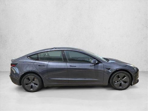 Used 2023 Tesla Model 3 Standard Range RWD image 2