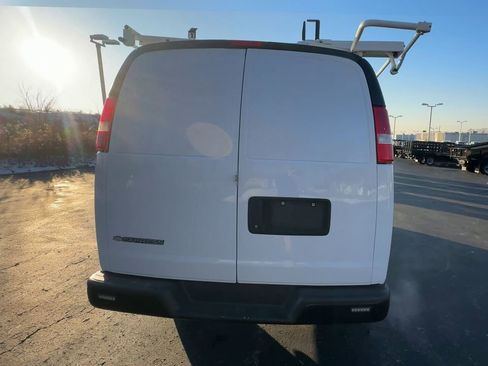 Used 2020 Chevrolet Express 2500 image 7